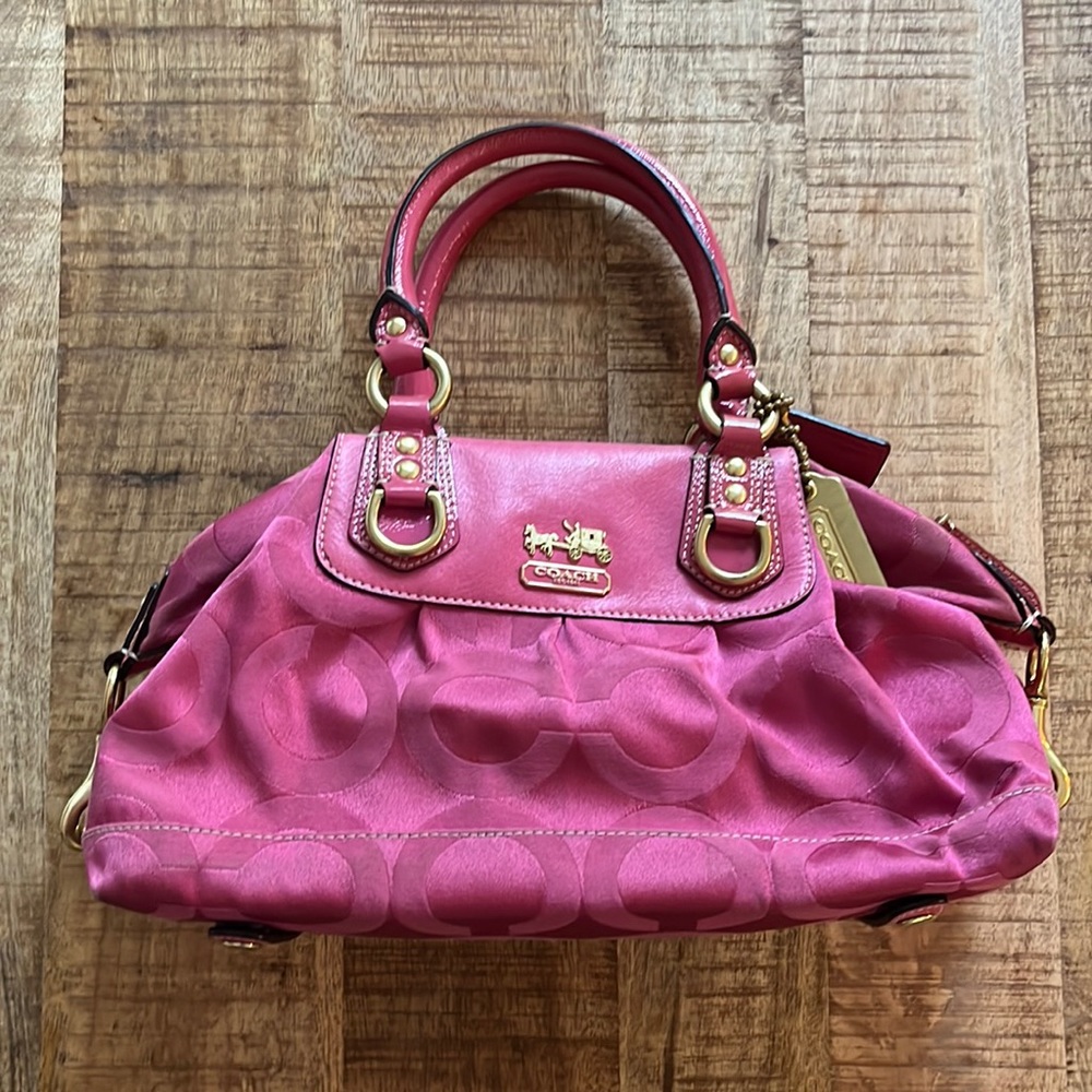 Coach Convertible handbag/shoulder bag